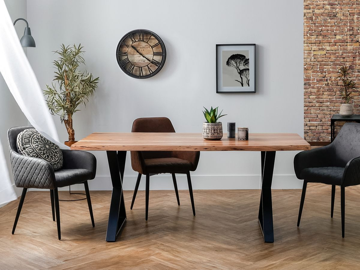 Table de repas 6-8 personnes AWA pieds en croix en metal noir