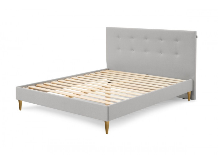 Rama łóżka RORY z listwami z litego drewna i nóżkami z drewna naturalnego 140 x 190 cm