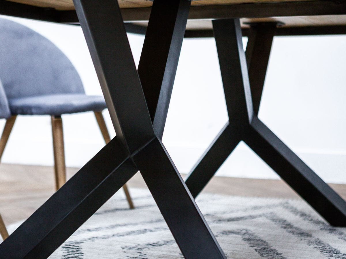 Table à manger STEEL Bois d'acacia massif et pieds en métal noir